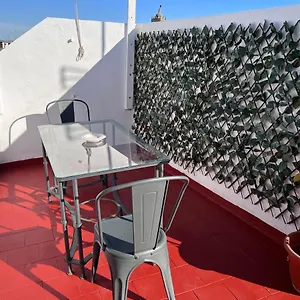 Atico Con Vistas A Patio Cordobes Apartamento